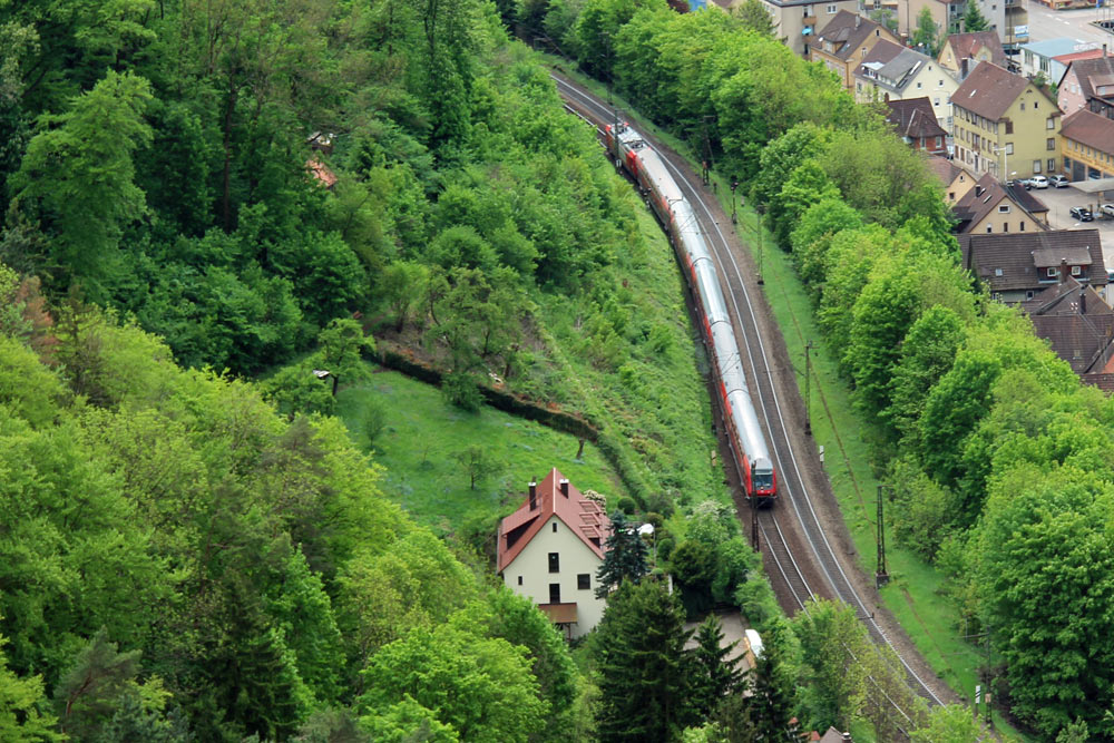 Europas erste Gebirgsquerung einer Eisenbahn – eine Wanderung an der Geislinger Steige