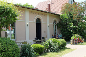 Das Dorf Wustrau mit dem Café Constance, an der Südspitze des Ruppiner Sees hat eine besondere Atmosphäre.