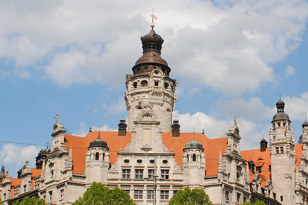 Wo einst die reformatorischen Fetzen flogen – das Neue Rathaus