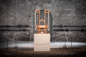 Altar mit Orgel für das ein John Cage Musikstück