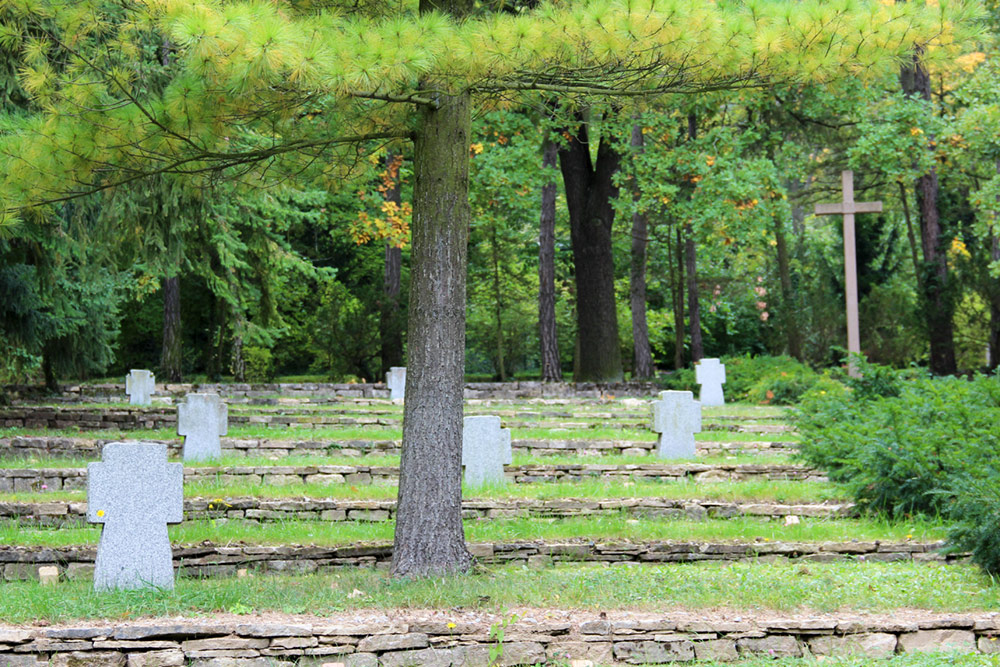 Urnenanlage im Nordfriedhof Jena, historischer Landschaftsfriedhof